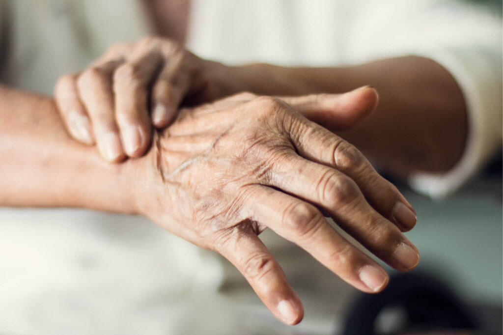 Maladie de Parkinson : comprendre les premiers signes pour un diagnostic précoce